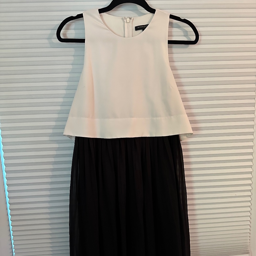 Banana Republic white and black dress
